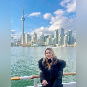 Meet your Posher, Brittney